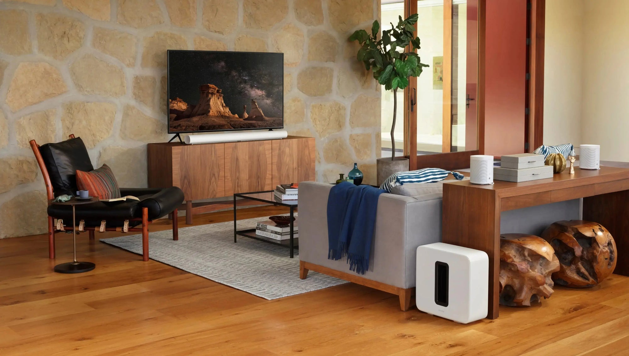 We explore the advantages of a Sonos audio system. Masters Voice Audio Visual